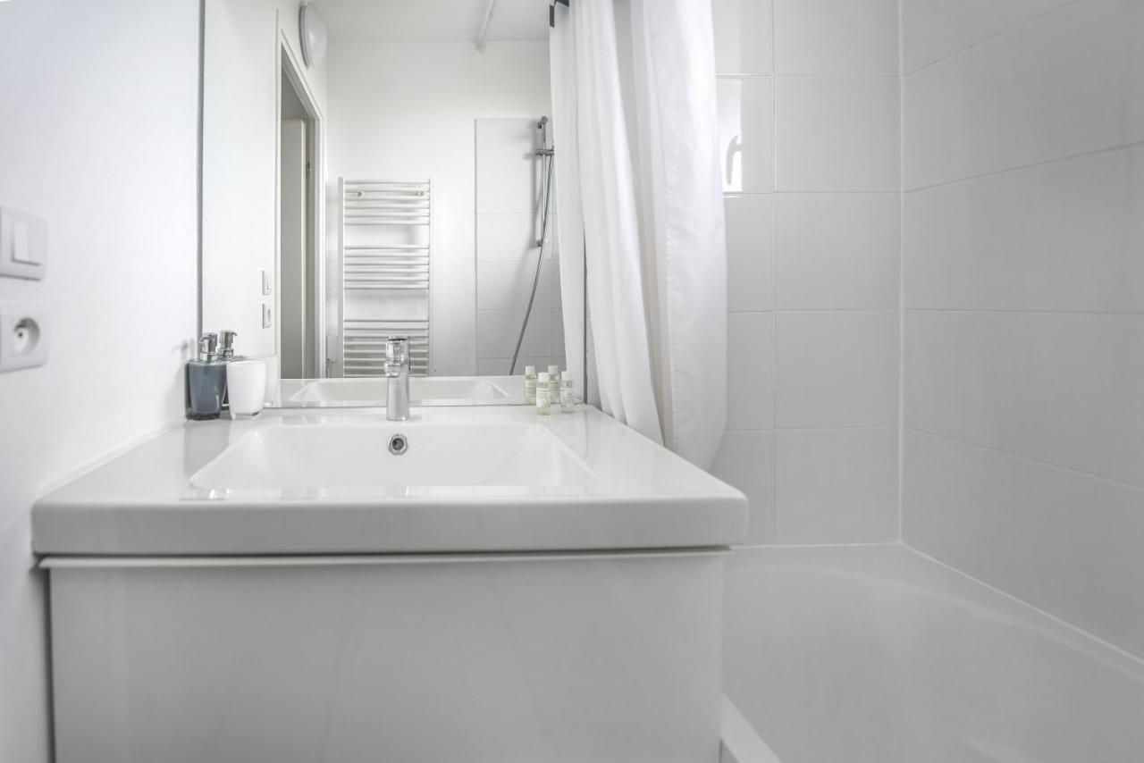 Bel Appartement De 2 Chambres A 40 Min De Paris Courcouronnes エクステリア 写真